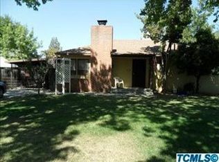 621 Powell Ave, Exeter, CA 93221