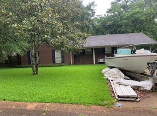 512 Poplar Rd, Starkville, MS 39759