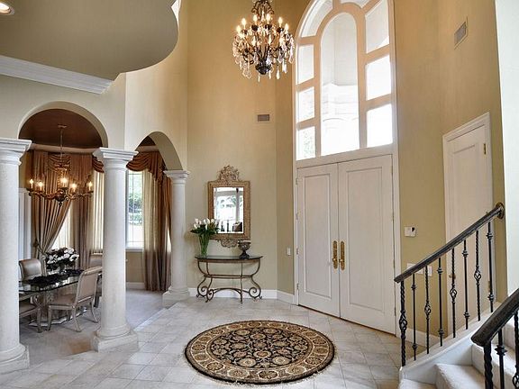 3rd image of 9 Saint Andrews Ct
