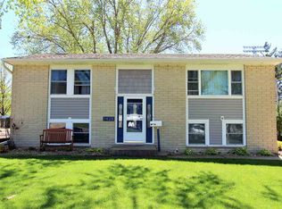 1428 Columbus Dr, Waterloo, IA 50702