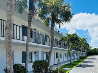 3250 10th St N APT A5, Naples, FL 34103
