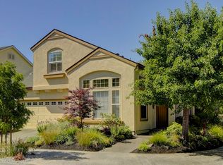 405 Song Bird Way, Petaluma, CA 94954
