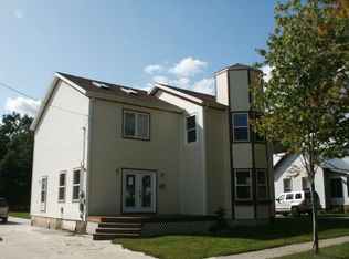 623 N Jackson St, Ionia, MI