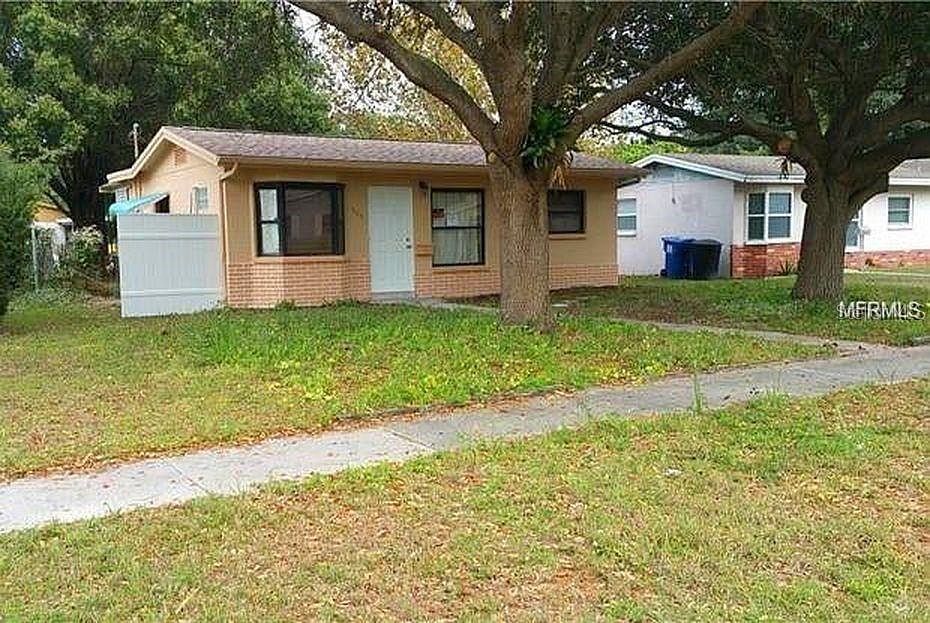1st image of 555 71st Ave N