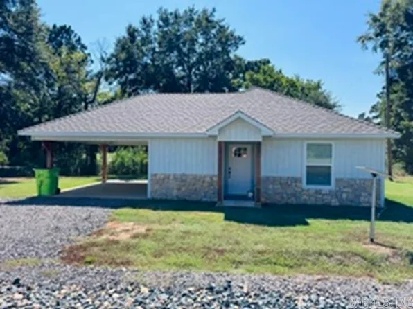 1922 Tri State Rd, Texarkana, TX 75501