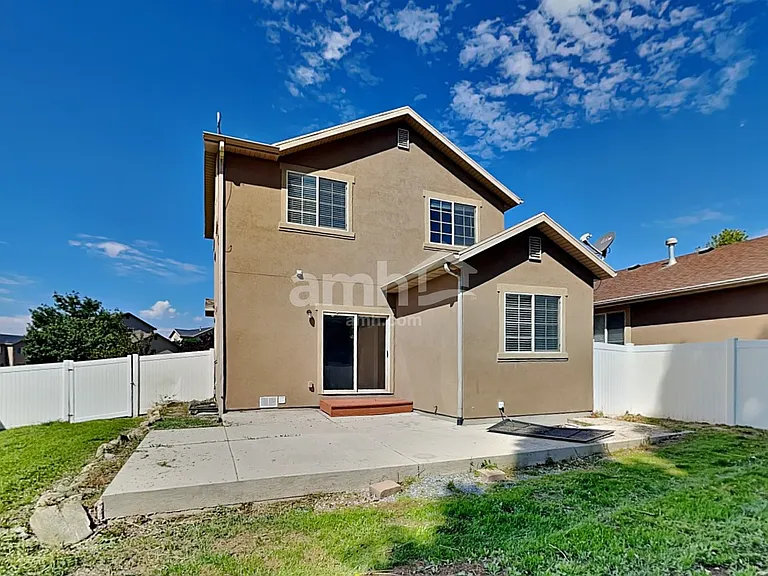 2204 N 1960 W — Photo 23