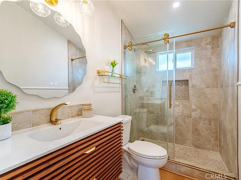 236 Mission Dr — Photo 24