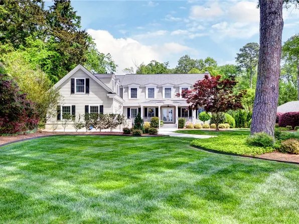 106 Riverside Dr, Newport News, VA 23606