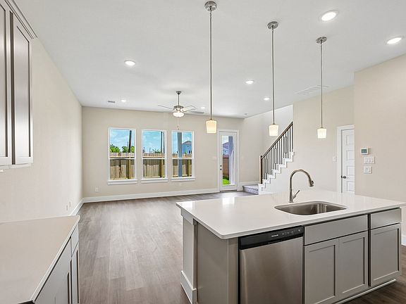 3009 La Rambla Dr - Picasso - Family Room Kitchen