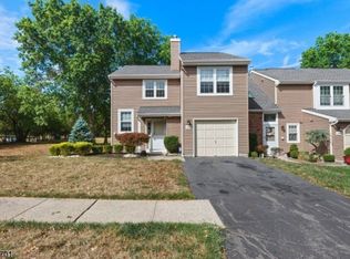 179 Jordans Cir, Somerset, NJ 08873