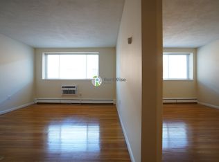 360 Market St APT 7, Brighton, MA 02135