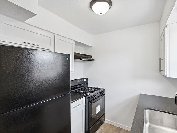 3rd image of 1148 S Memorial Dr #Ba6b2ce67