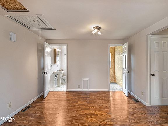 2nd image of 4244 S Irish Rd