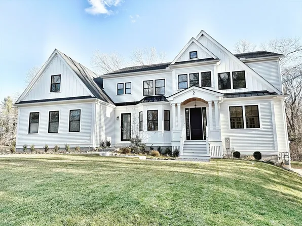 2 Arrow Path, Natick, MA 01760