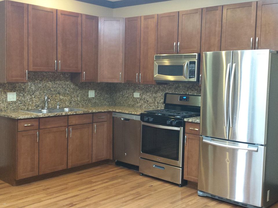 1st image of 4042 N Elston Ave #2N