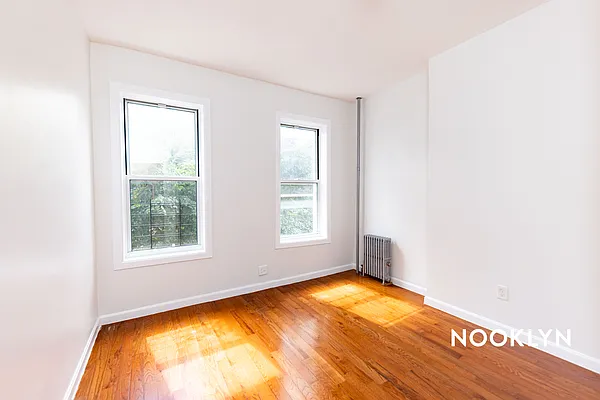 Rented by Nooklyn NYC LLC | media 10