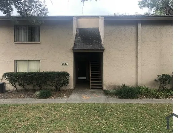 7507 Presley Pl #D, Tampa, FL 33617