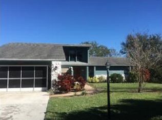 808 Robin Ln, Sebastian, FL 32958