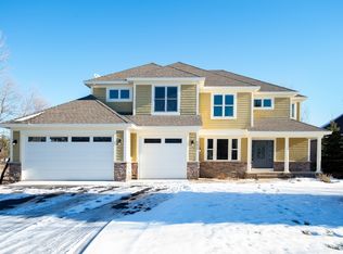 9479 McGee Way, Eden Prairie, MN 55347