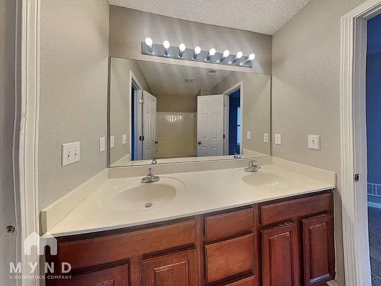 2016 Hickoryleaf Ln — Photo 15