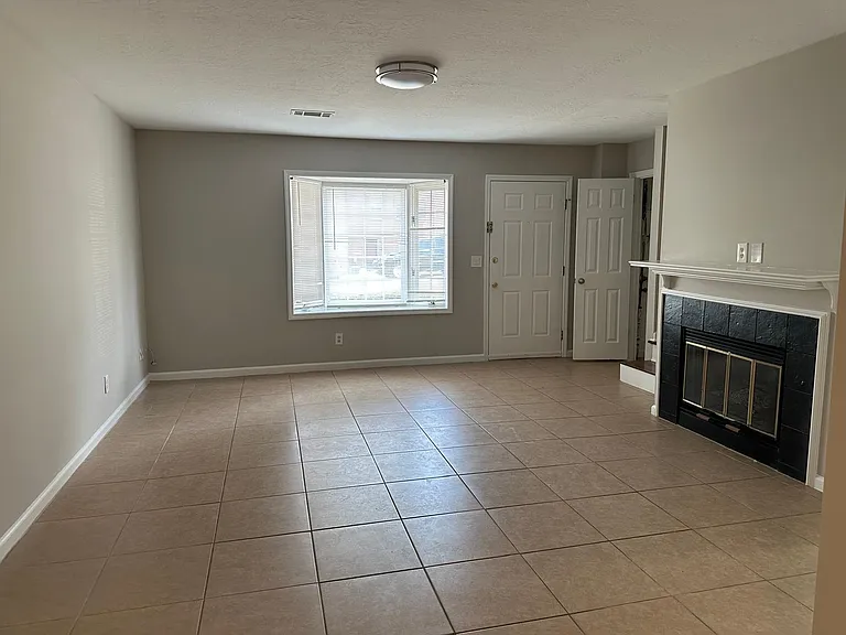199 Holcomb Ferry Rd — Photo 23