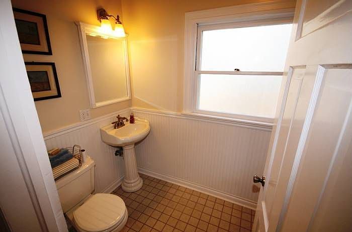 Main Floor Bathroom