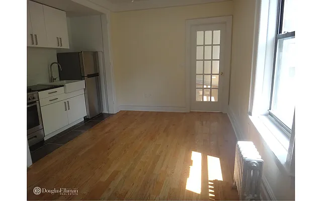 Rented by Douglas Elliman | media 36