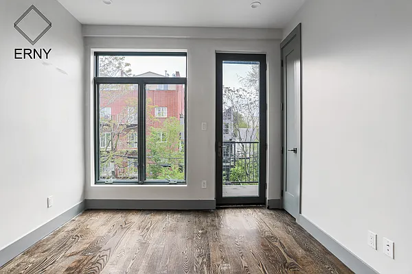 Rented by ERNY LLC | media 5