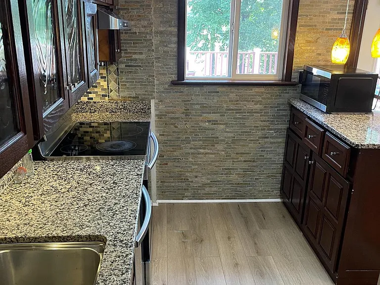 4502 Cub Run Rd — Photo 9