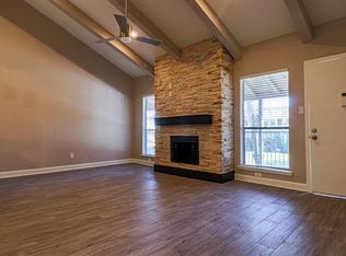 1100 Augusta Dr APT 6, Houston, TX 77057