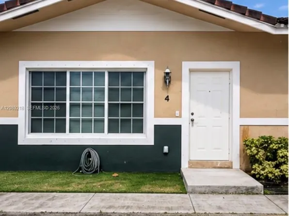 312 NE 3rd St APT 4, Hallandale, FL 33009