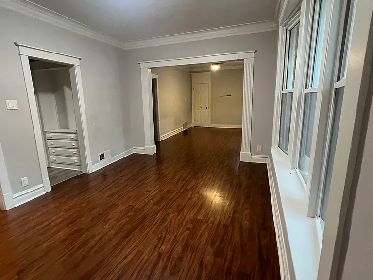 2549 W 62nd St #1 — Photo 5