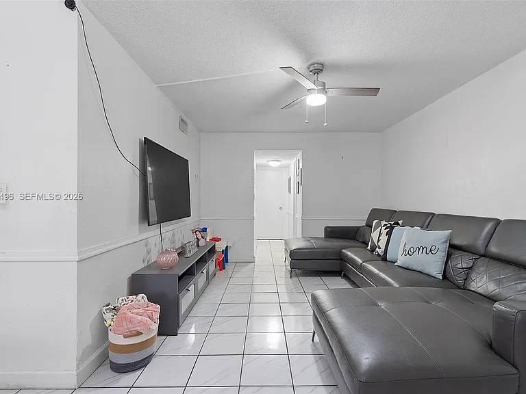 6620 W 2nd Ct — Photo 5