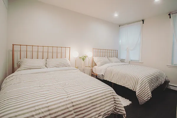 Rented by Douglas Elliman | media 19