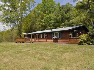 3307 E Schroon River Rd, Pottersville, NY 12860