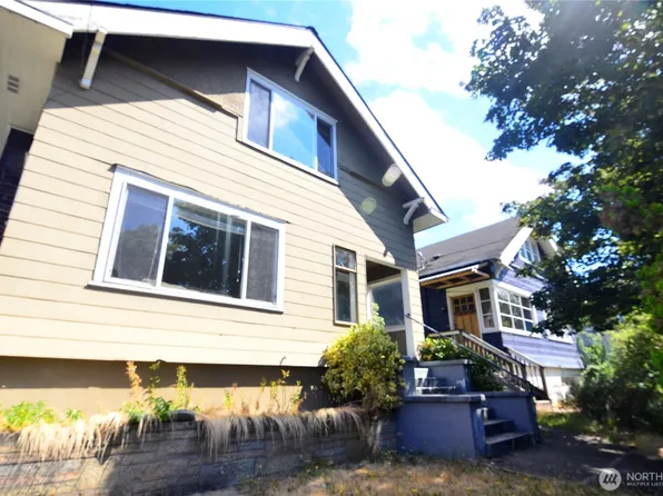 2138 N 50 Street, Seattle, WA 98103