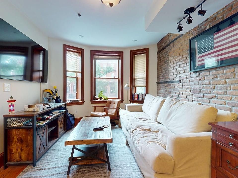 1st image of 661 Tremont St APT 2