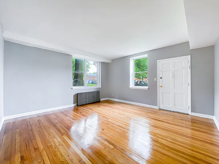 836 Jersey Ave #2 — Photo 4