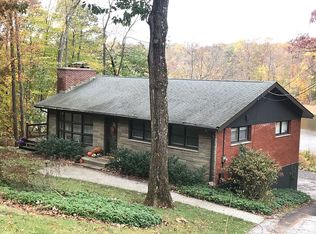 25 Shore Dr, Newton, NJ 07860