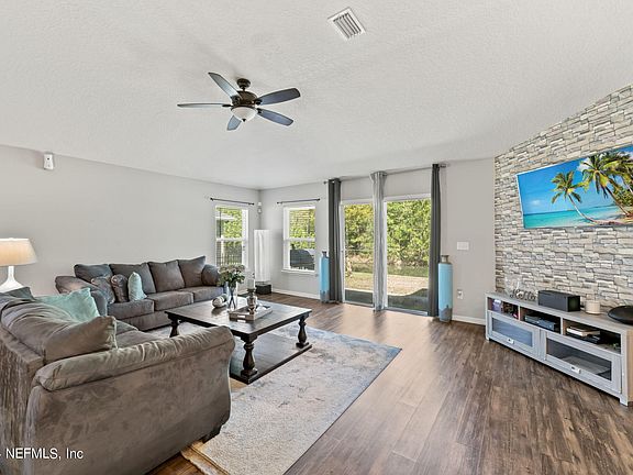 5th image of 7641 FANNING Drive
