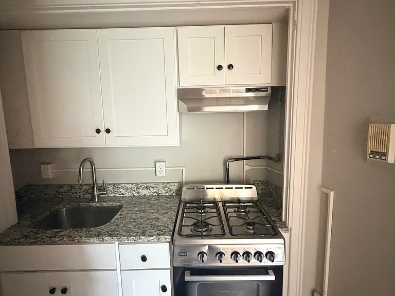 1175 Chapel St #4O1 — Photo 6