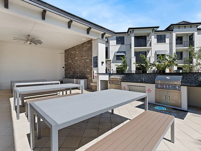 Cortland Royal Palm Beach — Photo 42