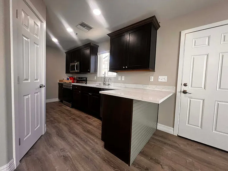 396 Riverfront Dr — Photo 78
