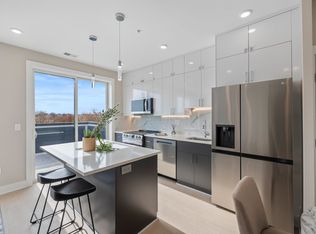 406 Kennedy St NW #302, Washington, DC 20011