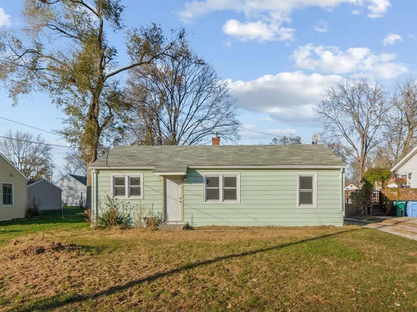 313 Trail Ave, Evansdale, IA 50707