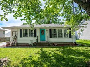 2021 S Mahark Ln, Peoria, IL 61607