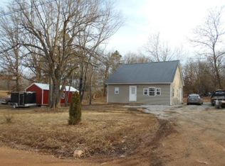 28 5th St, Summersville, MO 65571