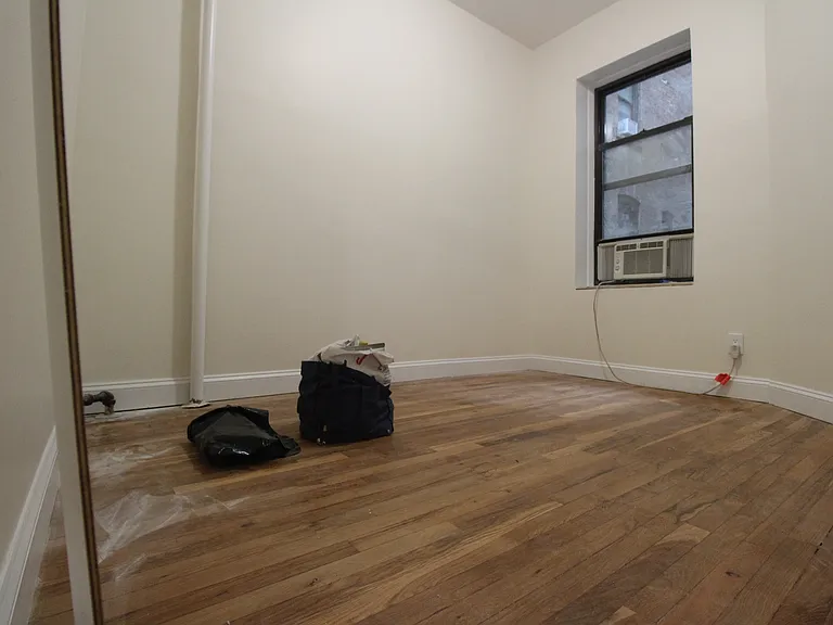 192 Claremont Ave #1D — Photo 8