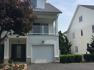 11200 E Bayshore Rd UNIT B, Marblehead, OH 43440