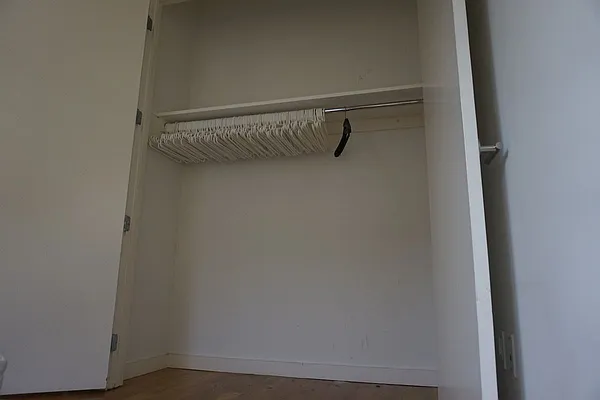 Rented by Metro Prop NY Corp | media 10